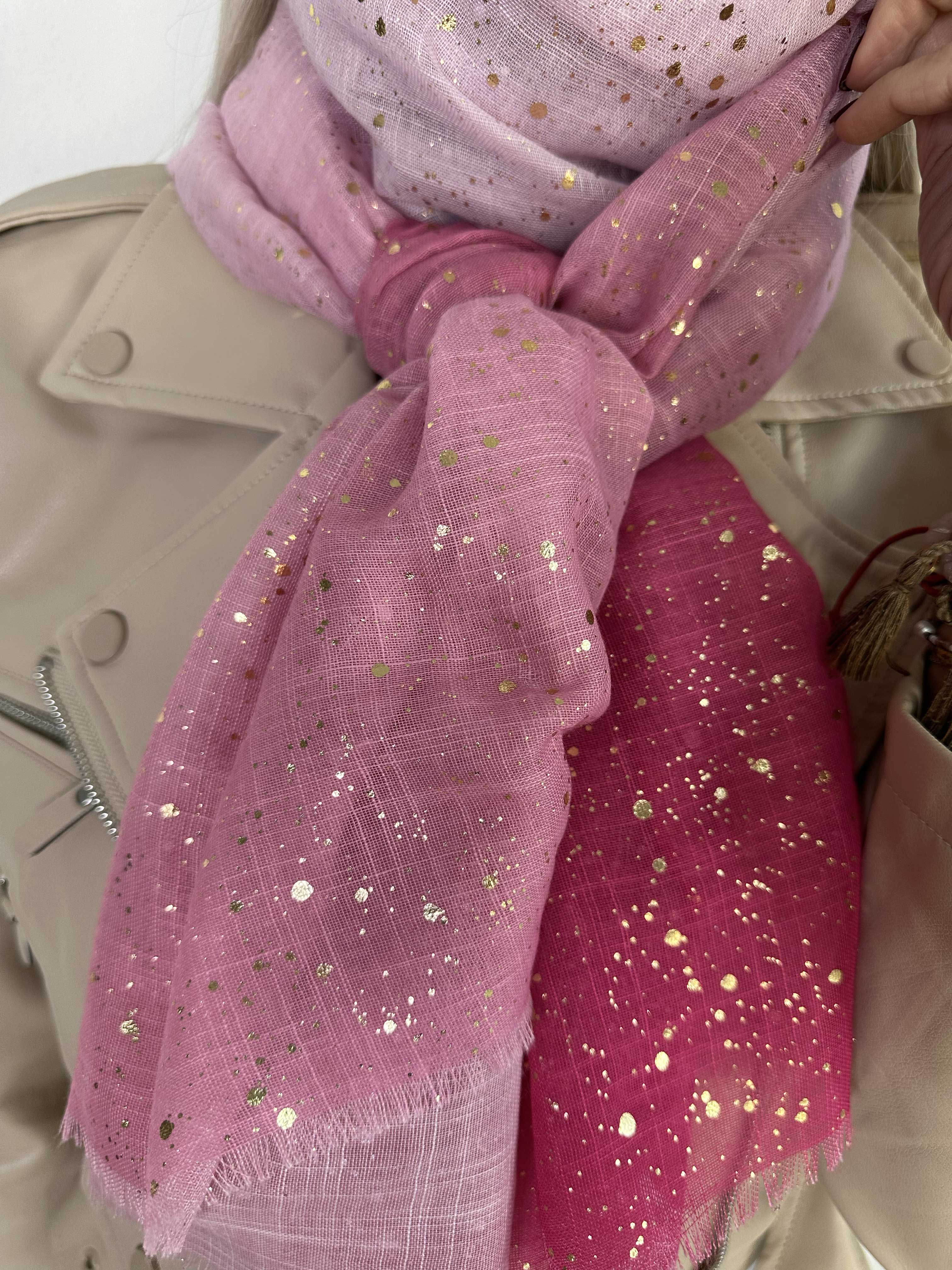 Eliza - Let tørklæde med guld detaljer